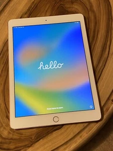 Apple iPad Pro 9.7 In 1st Generation 128GB Rose Gold, Unlocked Factory Reset - Picture 1 of 5