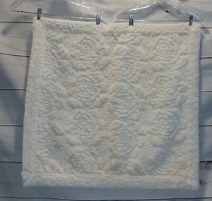 Kyle & Deena Baby Blanket White Swirl Rose Rosette Soft Plush Sherpa Back Flower - Picture 1 of 12