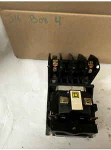 Square D 8501HM0-20 AC Master Relais - Bild 1 von 3