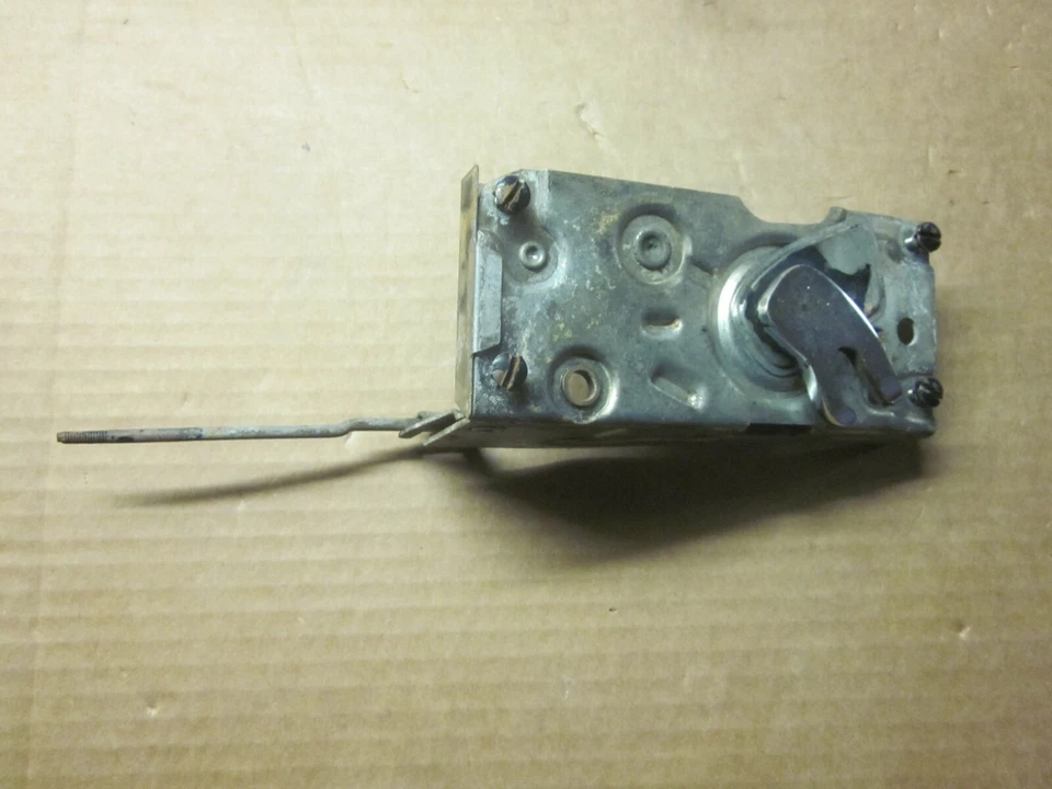 1948 年林肯 Zephyr 可调式门锁? — 第 1/4 张图片