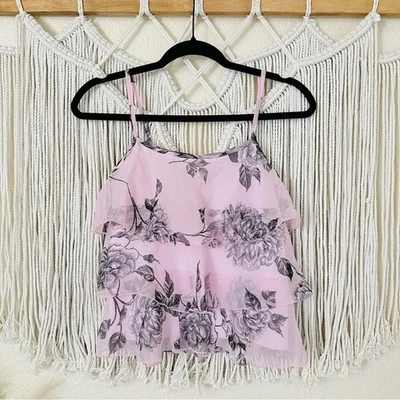 Camiseta sin mangas vintage Y2K Xhilaration floral con volantes en capas pequeña rosa cuello cuadrado Foto 1 de 4