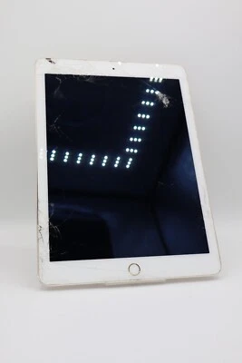 Apple iPad Air 2 128GB WLAN A1566 9,7 Zoll  Weiß Displayschaden #4416 - Bild 1 von 4