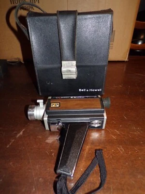 Caméscope Belle Howell Autoload focus-matic  avec sacoche - Photo 1/4