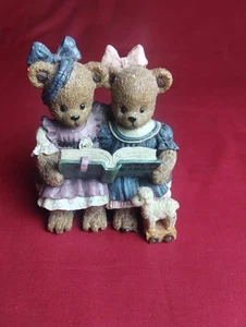 Berry Hill Bears SHARING THE WORD Young's Bears Reading THE BIBLE 1997 Vintage - Picture 1 of 8