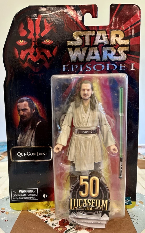Star Wars 2021 NUEVO Qui-Gon Jinn Lucasfilm 50 Aniversario Amenaza Fantasma SELLADO Foto 1 de 3