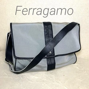Ferragamo shoulder bag grey - Picture 1 of 16