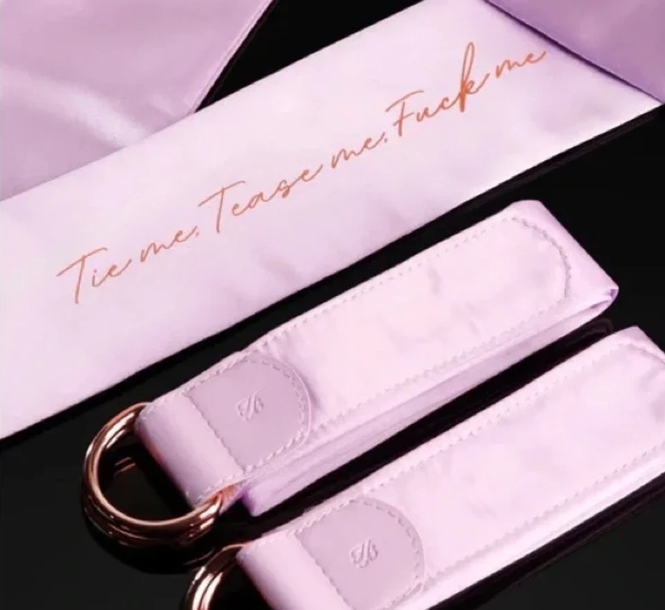 Kit de gravatas de seda Honey Birdette lilás roxo edição limitada bondage novo na caixa - Imagem 1 de 4