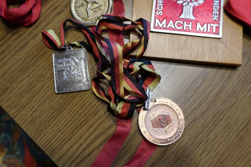 Bild 1 von 6