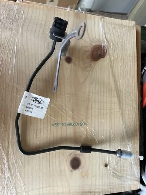 Manguera de embrague Master Line 2015-2017 Ford Mustang GT 5,0 FR3P-7K592-AF OEM 15-17 Foto 1 de 4