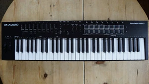 MIDI-Masterkeyboard M-Audio Oxygen Pro 61 Neu Top Zustand - Bild 1 von 10
