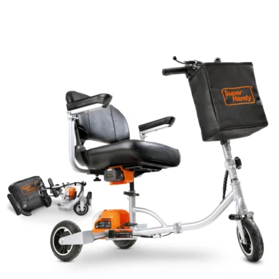 Scooter de movilidad plegable de viaje SuperHandy® Passport Plus de 3 ruedas Foto 1 de 4