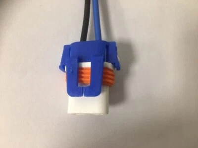 LAND ROVER FREELANDER 2 BULB HOLDER HB3 - Image 1 of 2