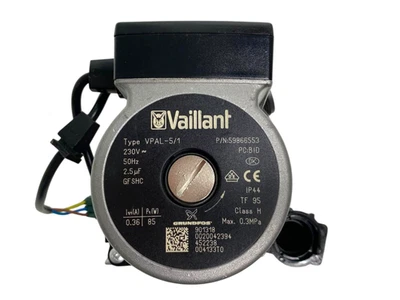 VAILLANT ECOTEC PRO  22 / 24 / 28 BOILER PUMP 0020136638 59866553 0010030632 - Image 1 of 4