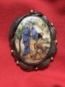 Geisha Keramik Anstecknadel Brosche Saatperlen 1 5/8” x 2” - Bild 1 von 2