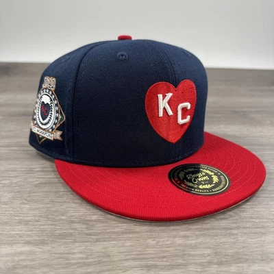 Parche de béisbol 1942 Kansas City Monarchs gorra ajustada para hombre 7 1/8 rojo marino NLB Foto 1 de 4