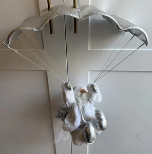 Vintage Mr Holly’s Christmas Collection Deluxe Gliding Parachute Musical Santa - Picture 1 of 19