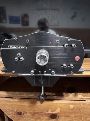 Fanatec ClubSport CSW V2.5 Wheel Base W/ Power Adapter, wheel &desk mount - Image 1 of 4