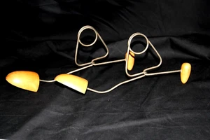 Antique shoe stretchers - Picture 1 of 3