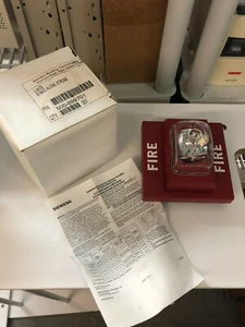 NOS Siemens U-MCS Remote Strobe Fire Alarm (Red) P/N 500-699701 - Picture 1 of 5