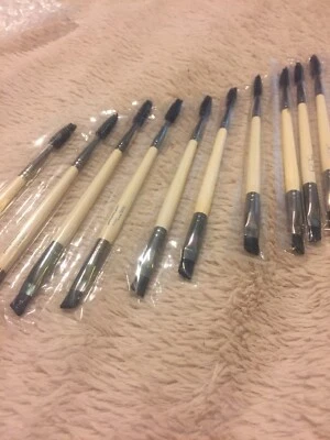 Set Of 10 CRC LAB NYC DUAL END EYEBROW BRUSHES Condition Is New And Each Sealed - Image 1 of 3