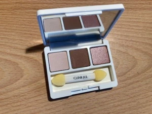 CLINIQUE All About Shadow Trio - 06 Pink Chocolate, 1.9g - Brand New - Picture 1 of 4