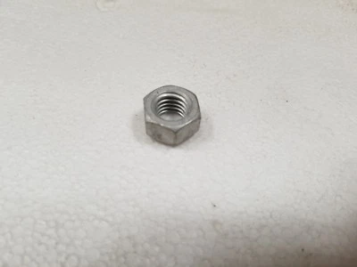 Camión tractor HUMMER H1 AM HUMVEE M998 montaje radiador tuerca 9422301 Foto 1 de 3