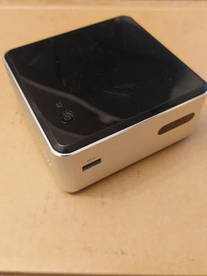 Intel NUC DN2820FYK – Celeron N2830, 8GB RAM, 128GB SSD, Windows Installed, WiFi - Image 1 of 3