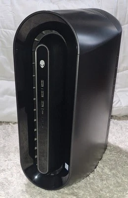 Alienware Aurora R9 Core i9-9900 3.60 Ghz.  + Logitech K830 Keyboard  - Image 1 of 4