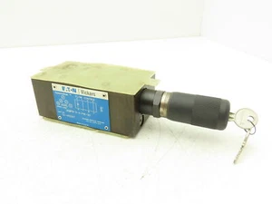 Eaton Vickers DGMFN-5-X-P1K-30 Hydraulic Flow Control Valve SystemStak - Picture 1 of 8