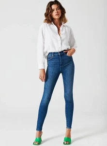 Jeans ajustados de tiro alto Aritzia Denim Forum The Lola talla 27 $98 - Imagen 1 de 10