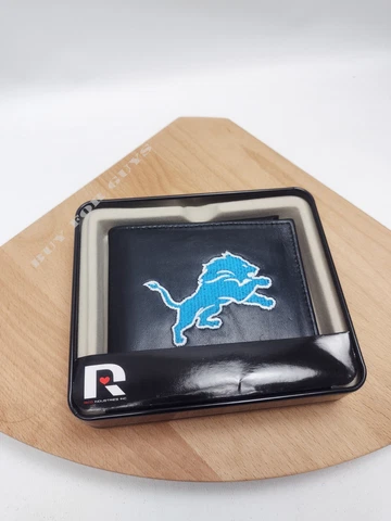 Detroit Lions NFL  Embroidered Leather Billfold Wallet Cover