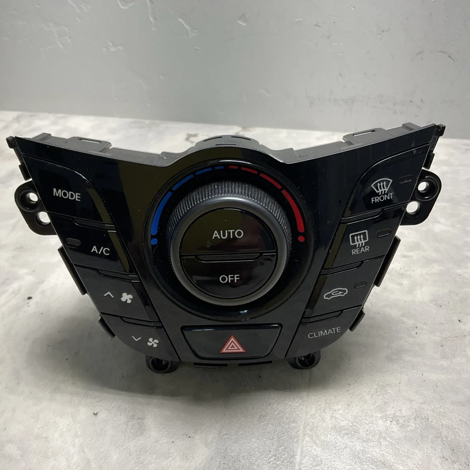 Unidad de control climático calefacción aire acondicionado Hyundai Veloster 2011-2017 97250-2V380 Foto 1 de 4