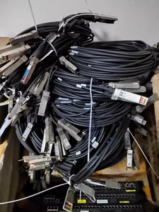 2 pezzi Mellanox 10G SFP+ 2,5 M cavo passivo DAC rame Twinax MCP2104-X02AB - Foto 1 di 1