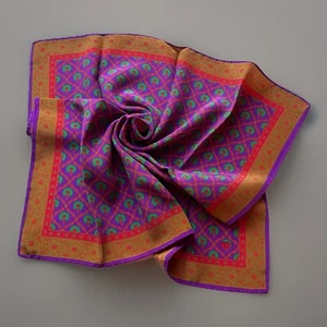 Vintage Valentino Garavani Pocket Square Neck Scarf Italy VLogo Signature 17” - Picture 1 of 6