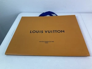 Bolso de Mano LOUIS VUITTON Naranja Regalo. 18,75” x 15,25” x 4,75”. NUEVO. Ver última foto - Imagen 1 de 8