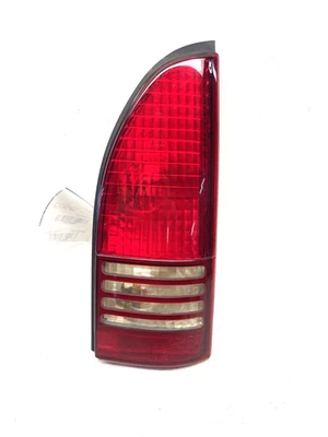 Nissan Quest 1996 1997 1998 pasajero derecho luz trasera lateral derecha fabricante original Foto 1 de 4