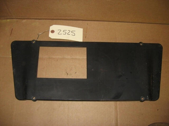 Панель капота Ski-Doo / воздухозаборная пластина - 1999 MXZ 440 X - 517302023 - #2525 - Изображение 1 из 1