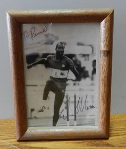 Edwin Moses Olympic winner Signed 5"X7" Framed Photo  - Picture 1 of 5