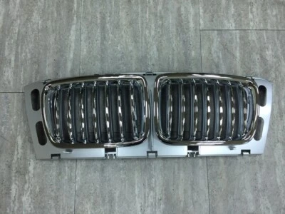 Front Kidney Grilles Chrome/Silver For '1994-'1995 BMW E34 5 Series 4D Sedan Foto 1 de 2