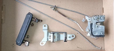 Manijas de acoplamiento de puerta derecha pasajero Mitsubishi Montero Dodge Raider 1983-1991 Foto 1 de 2
