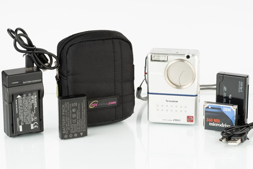 Fuji Fujifilm M603 FinePix Camera in Working Cond. English,  NO SHIPPING TO USA - Image 1 of 4