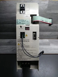 Sistema de accionamiento multieje paquete servo YASKAWA CIMR-MR5A23P7 - Imagen 1 de 6