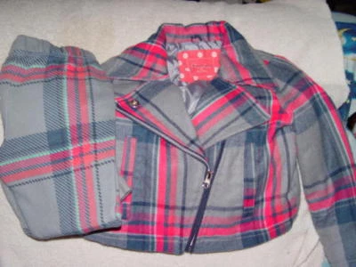 Pantalones Cherokee a rayas grises, azules y rosas con chaqueta talla 5T Foto 1 de 4