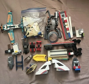 Lego vehicle lot (Star Wars, City, Technic, Marvel) - Picture 1 of 3