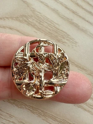 10PC Gold Leave Vines Metal Buttons with Shank 25mm - Image 1 of 3