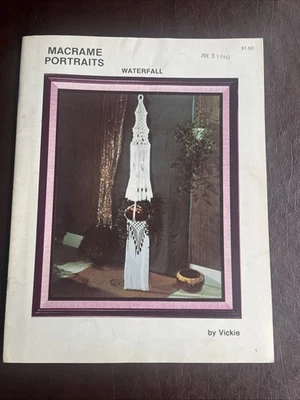 1975 Ritratti Macramè Vickie Roberts Orem Utah Provo Community Press - Immagine 1 di 4