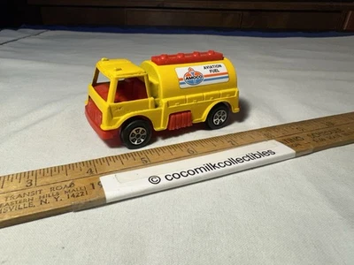 Calcomanías vintage 1970 Tootsietoy juguete fundido a presión aviación camión cisterna bonita pintura Foto 1 de 4