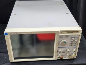 Agilent 16702B : Logic Analysis System (0445) - Picture 1 of 6