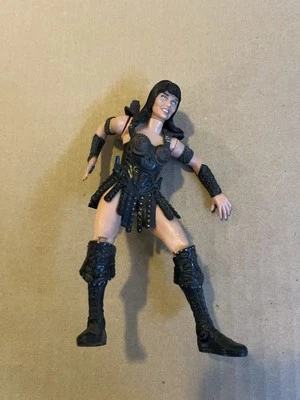Винтажная фигурка 1998 Xena Warrior Princess Huntress One Against An Army ToyBiz - Изображение 1 из 3