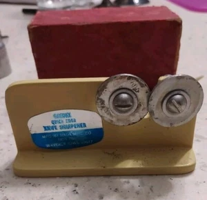 VINTAGE GAEDKE / RADA CUTLERY QUICK EDGE KNIFE SHARPENER, HARDENED STEEL WHEELS - Picture 1 of 5